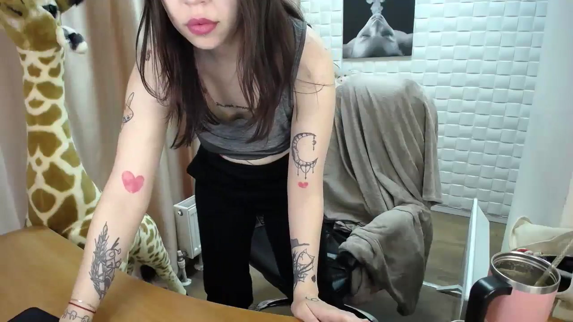Gallery image thumbnail from Gianna_Dior's myfreecams stream on, 03/24/2024, 13:44 image 4 of 20