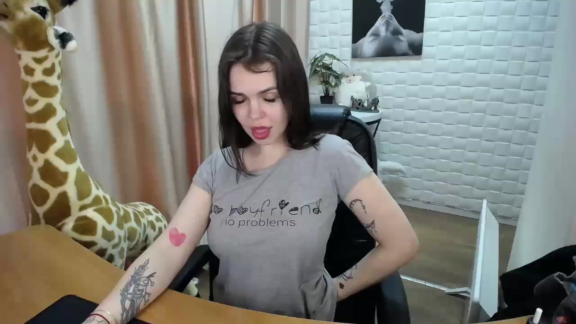 Gallery image thumbnail from Gianna_Dior's myfreecams stream on, 04/01/2024, 11:22 image 8 of 20