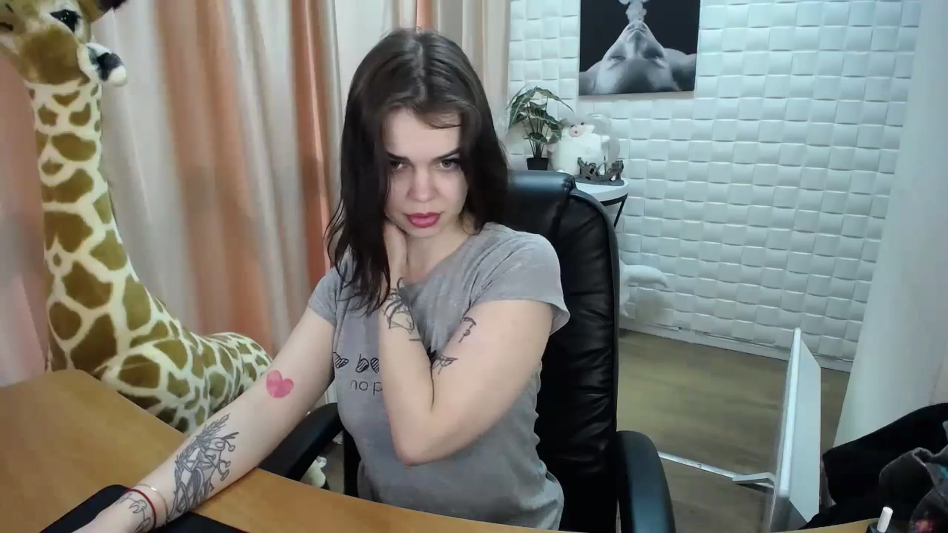 Gallery image thumbnail from Gianna_Dior's myfreecams stream on, 04/01/2024, 11:22 image 10 of 20