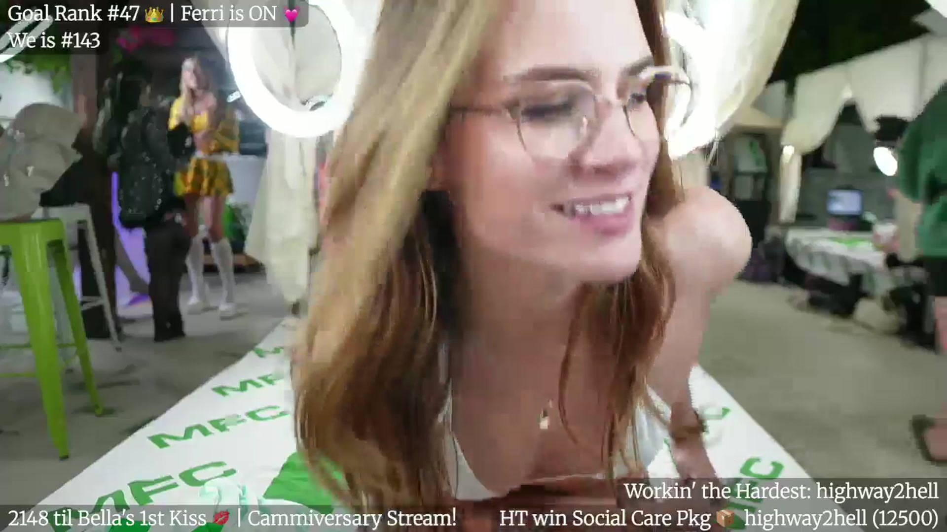 Gallery image thumbnail from Giaversary's myfreecams stream on, 10/07/2025, 05:51 image 14 of 20