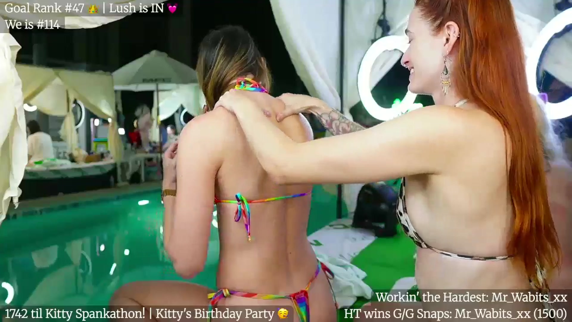 Gallery image thumbnail from Giaversary's myfreecams stream on, 10/08/2025, 04:55 image 12 of 20