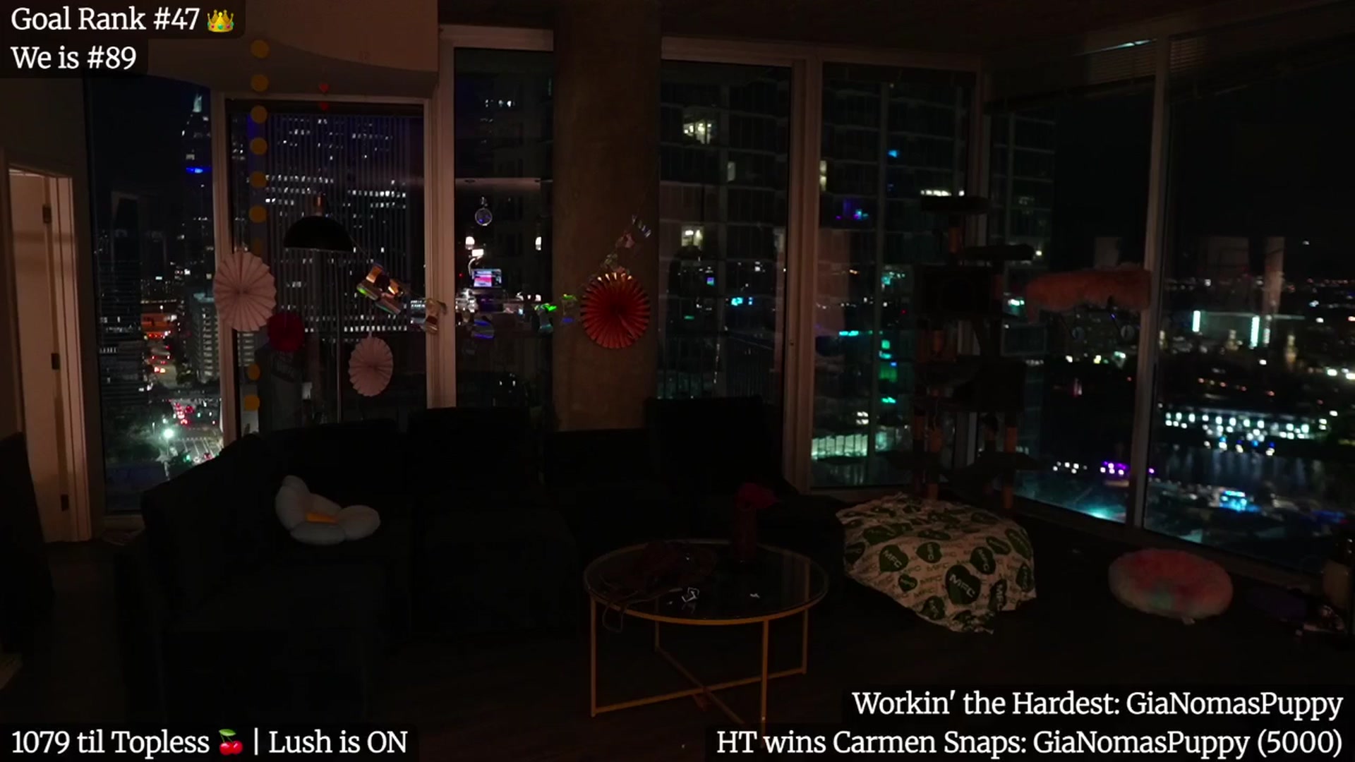 Gallery image thumbnail from Giaversary's myfreecams stream on, 10/12/2025, 01:47 image 11 of 20