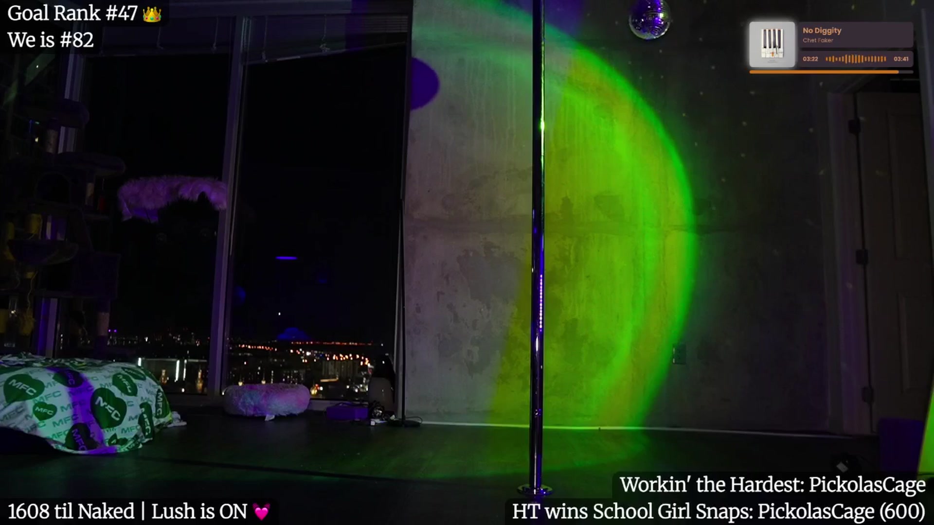 Gallery image thumbnail from Giaversary's myfreecams stream on, 10/13/2025, 02:19 image 17 of 20