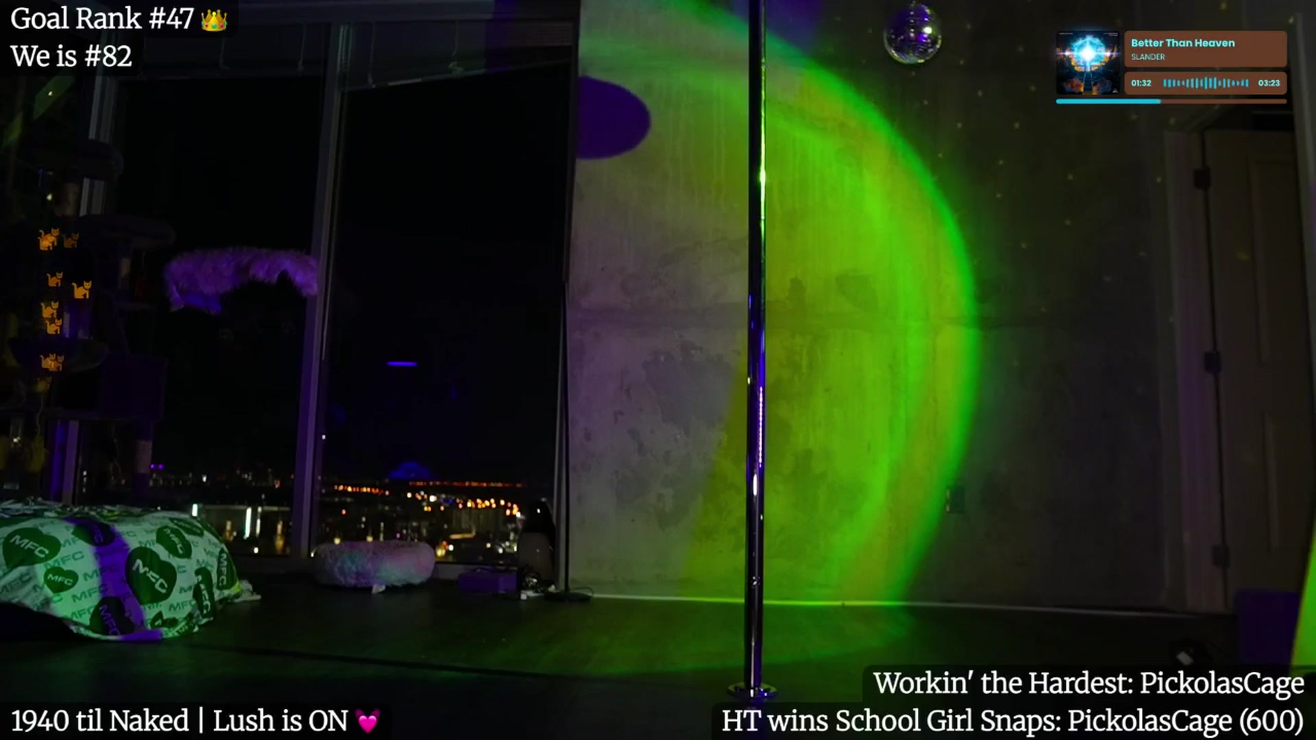 Gallery image thumbnail from Giaversary's myfreecams stream on, 10/13/2025, 02:19 image 16 of 20