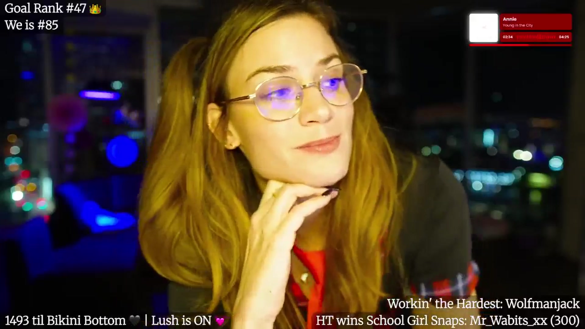Gallery image thumbnail from Giaversary's myfreecams stream on, 10/13/2025, 02:19 image 8 of 20