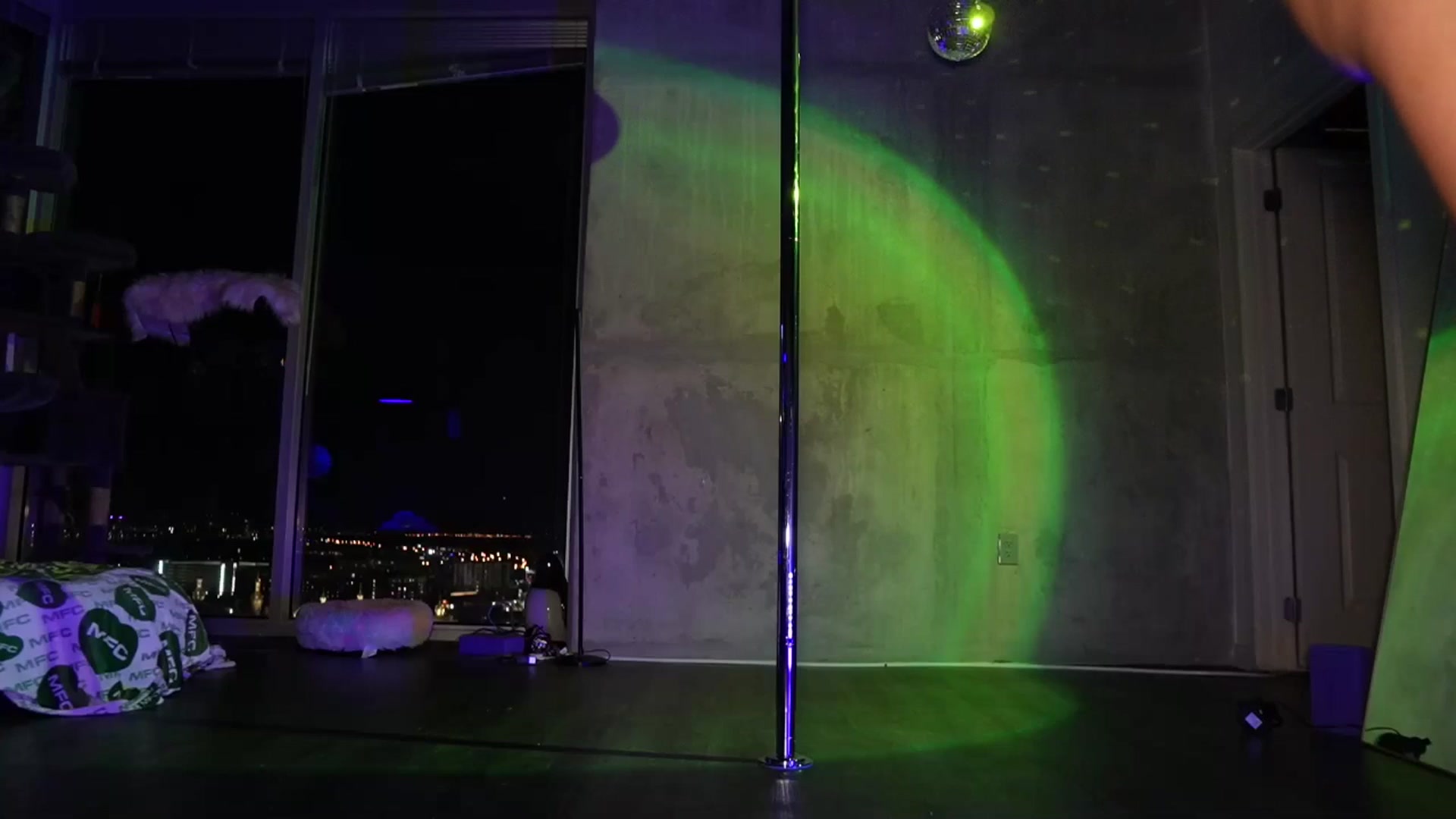 Gallery image thumbnail from Giaversary's myfreecams stream on, 10/13/2025, 03:26 image 2 of 20