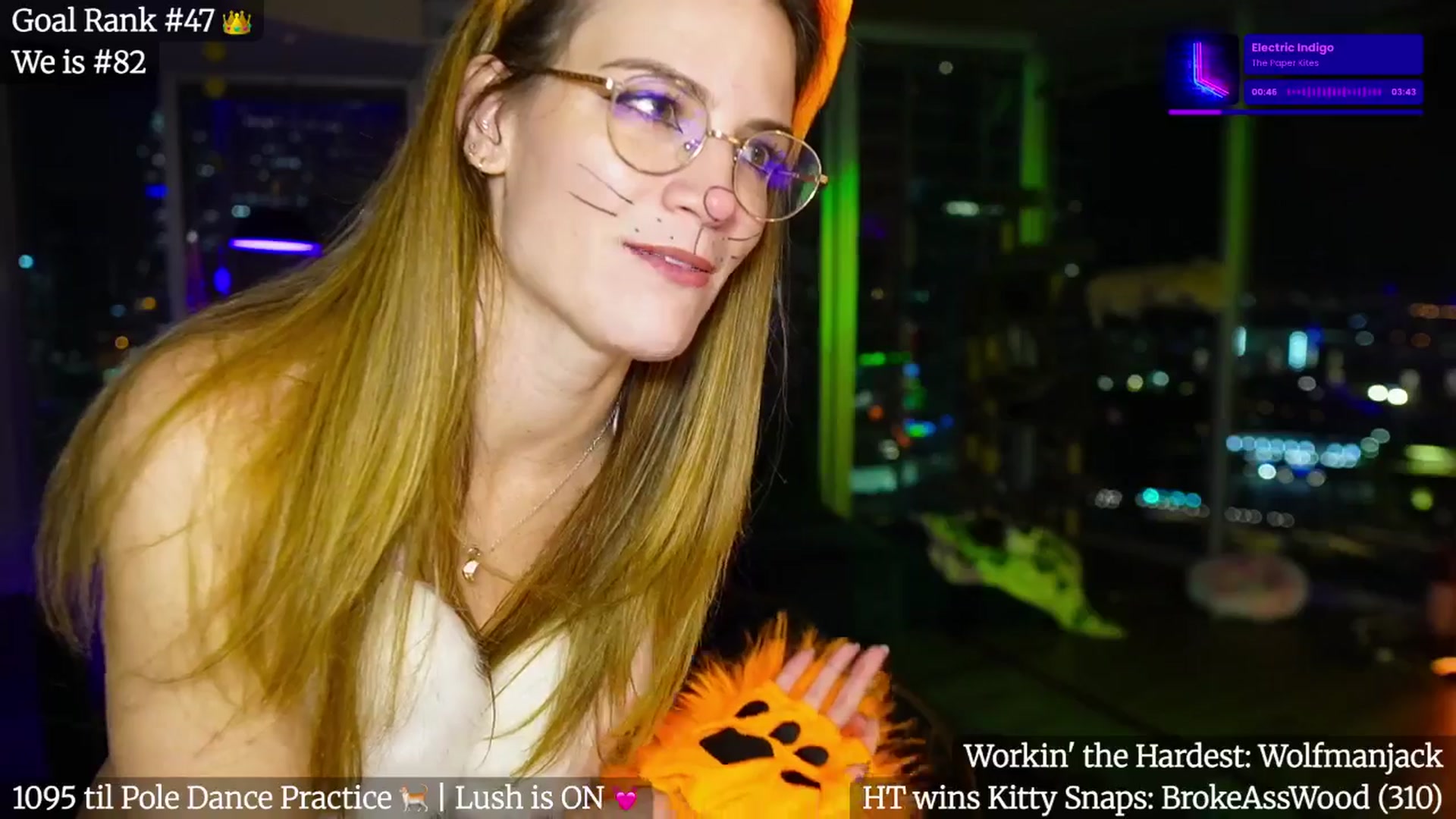 Gallery image thumbnail from Giaversary's myfreecams stream on, 10/14/2025, 02:33 image 13 of 20