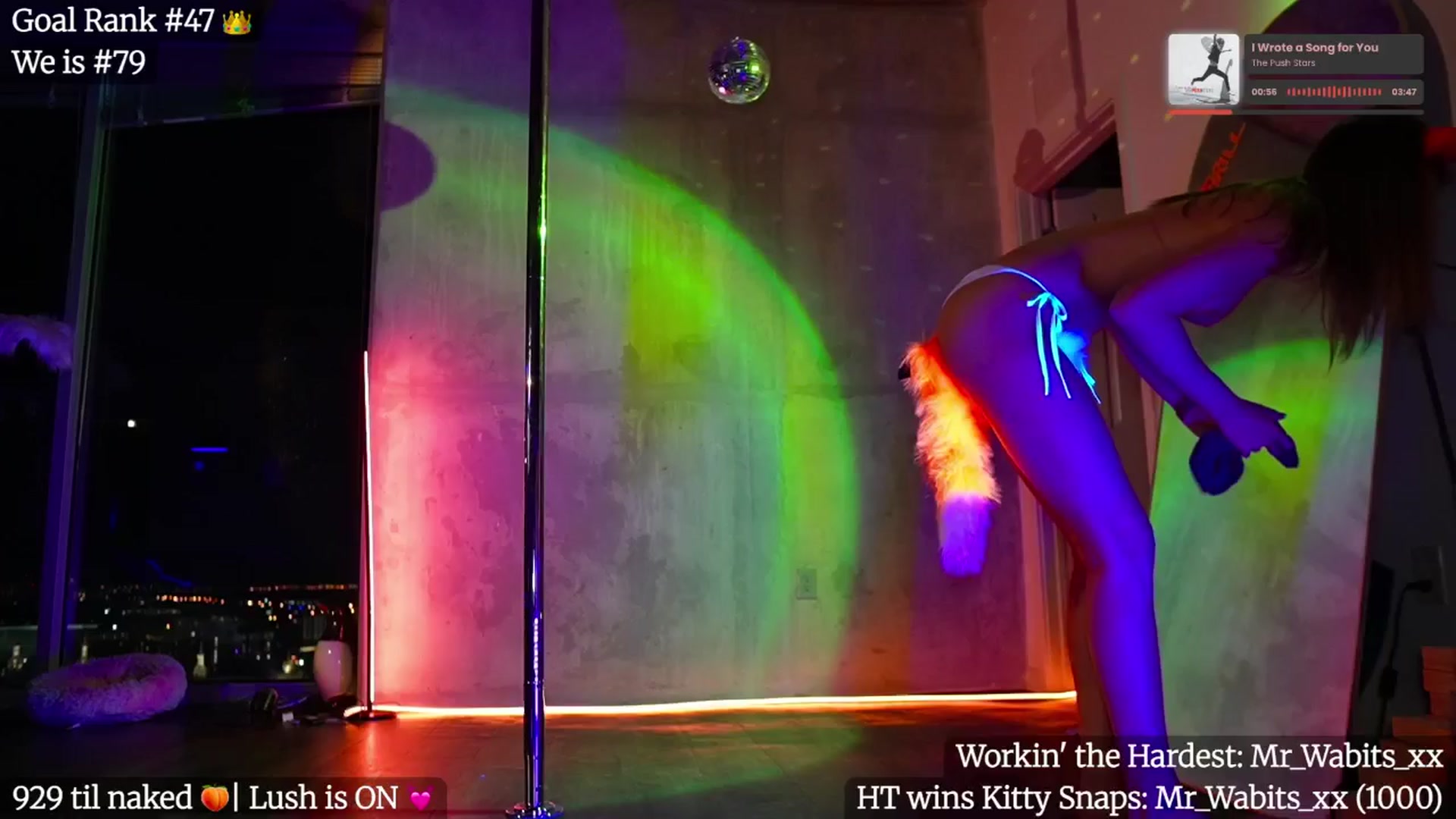 Gallery image thumbnail from Giaversary's myfreecams stream on, 10/14/2025, 04:44 image 7 of 20