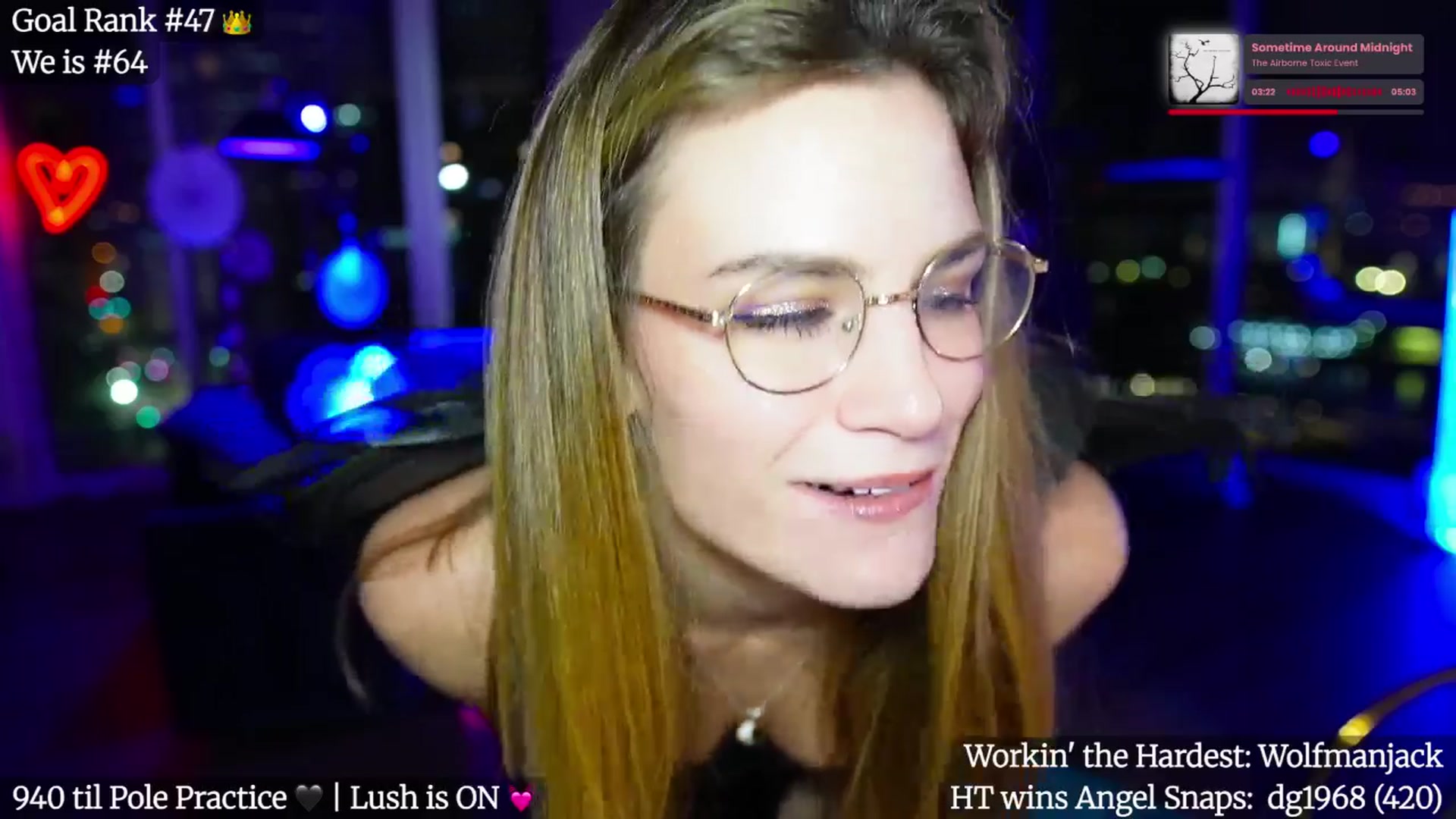 Gallery image thumbnail from Giaversary's myfreecams stream on, 10/18/2025, 04:08 image 8 of 20