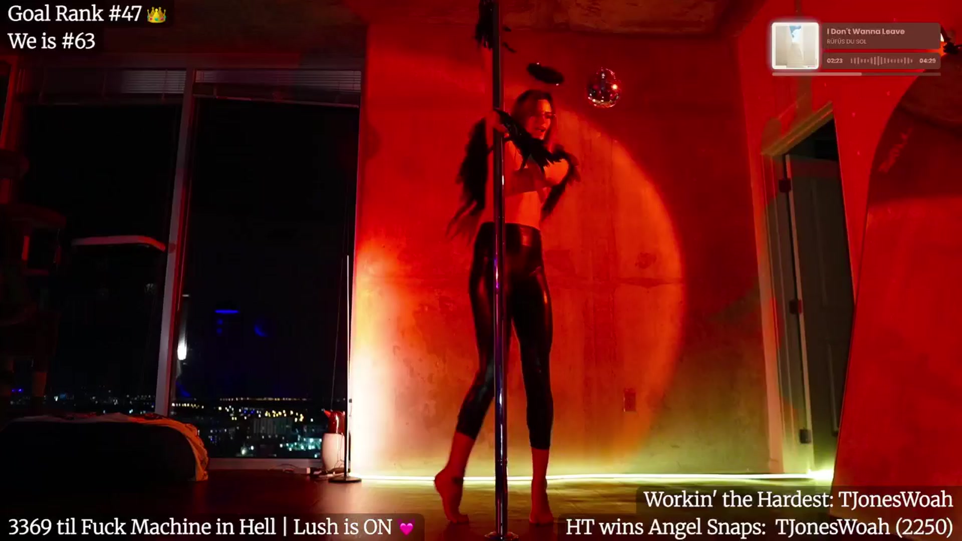 Gallery image thumbnail from Giaversary's myfreecams stream on, 10/18/2025, 05:53 image 4 of 20