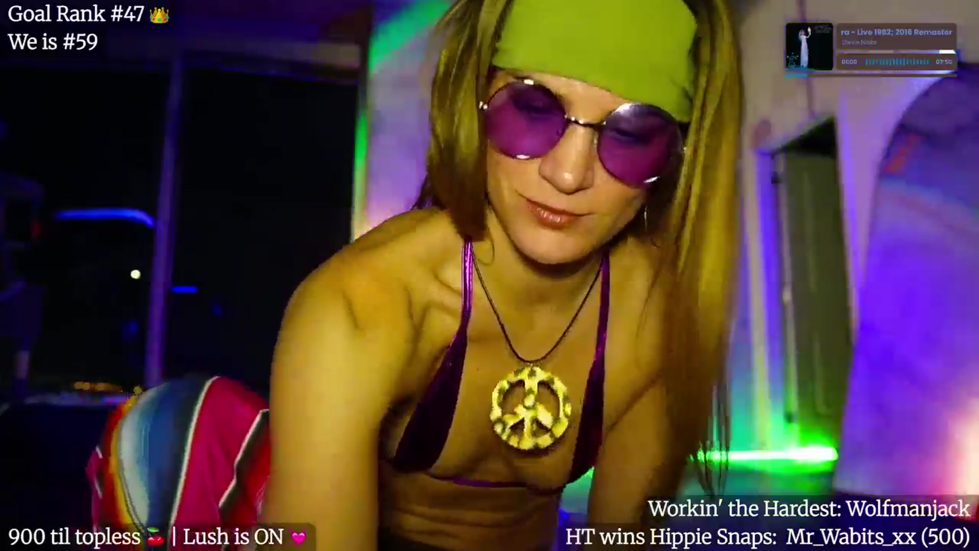 Gallery image thumbnail from Giaversary's myfreecams stream on, 10/19/2025, 04:37 image 17 of 20