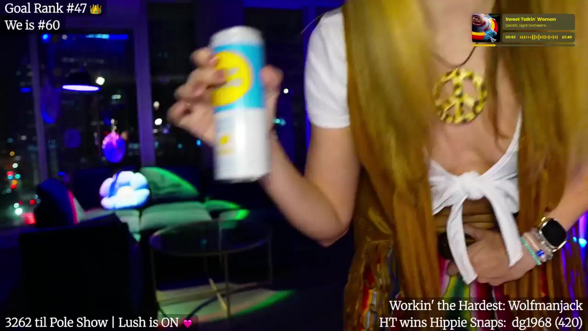 Gallery image thumbnail from Giaversary's myfreecams stream on, 10/19/2025, 04:37 image 1 of 20