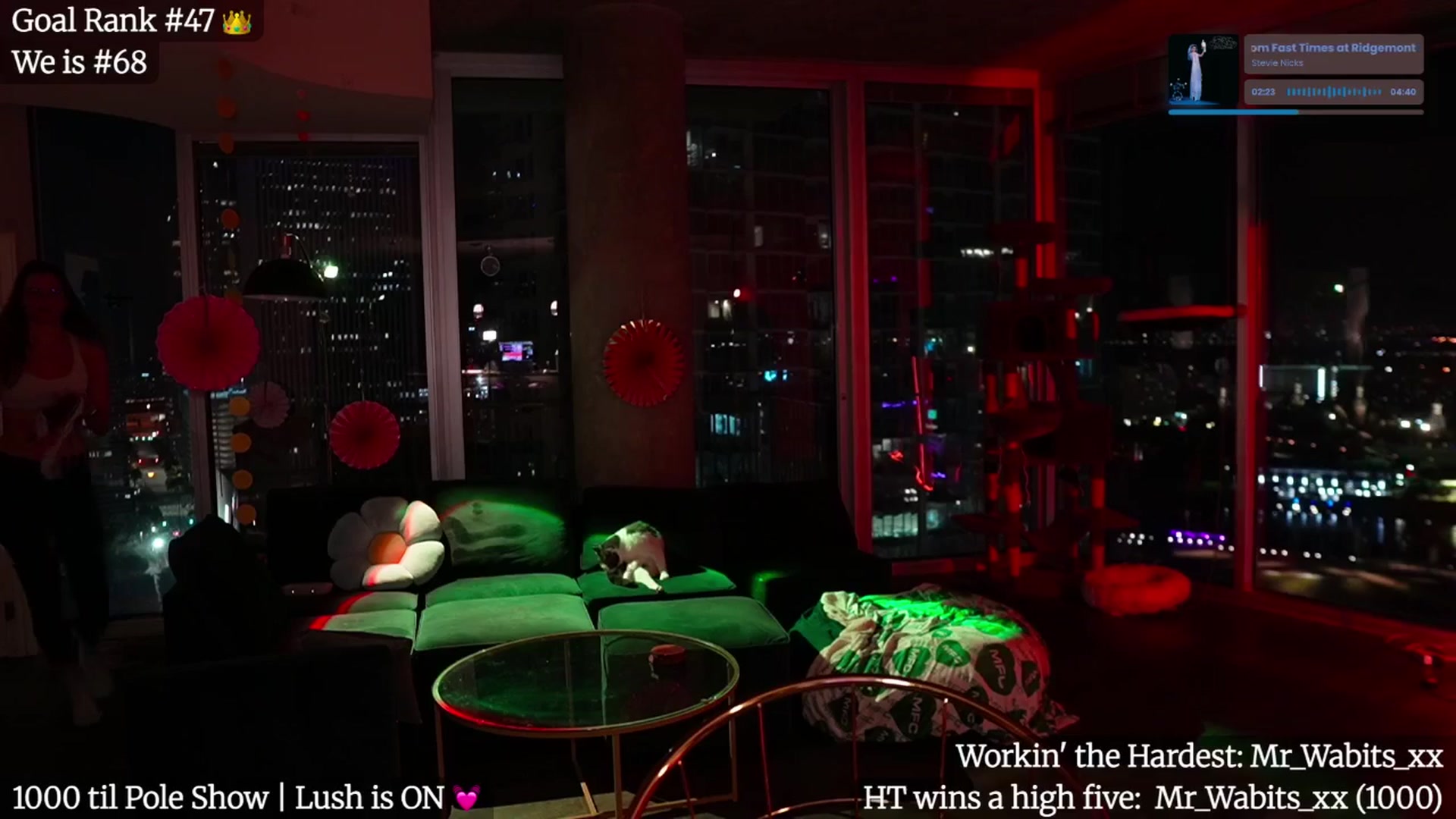 Gallery image thumbnail from Giaversary's myfreecams stream on, 10/21/2025, 03:07 image 10 of 20