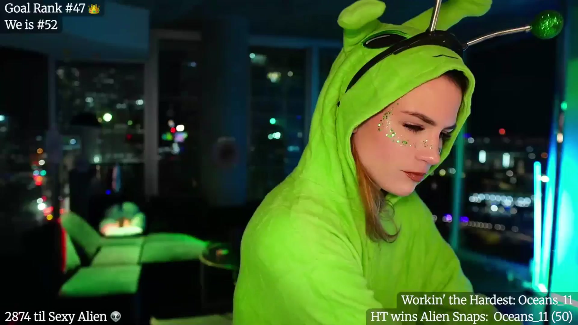 Gallery image thumbnail from Giaversary's myfreecams stream on, 10/28/2025, 01:09 image 1 of 20