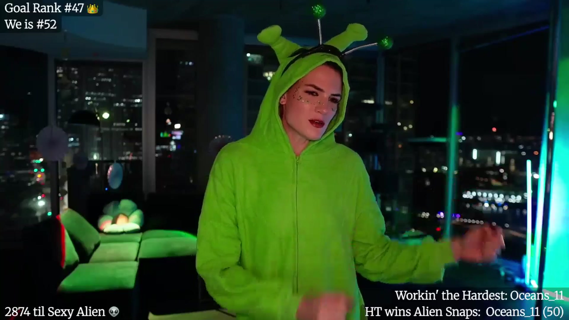Gallery image thumbnail from Giaversary's myfreecams stream on, 10/28/2025, 01:09 image 2 of 20