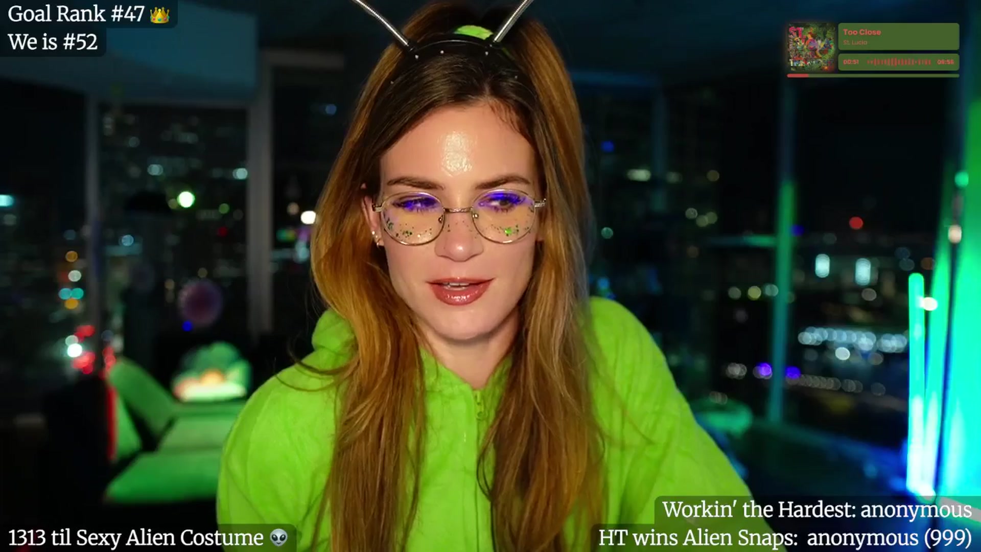 Gallery image thumbnail from Giaversary's myfreecams stream on, 10/28/2025, 01:48 image 11 of 20