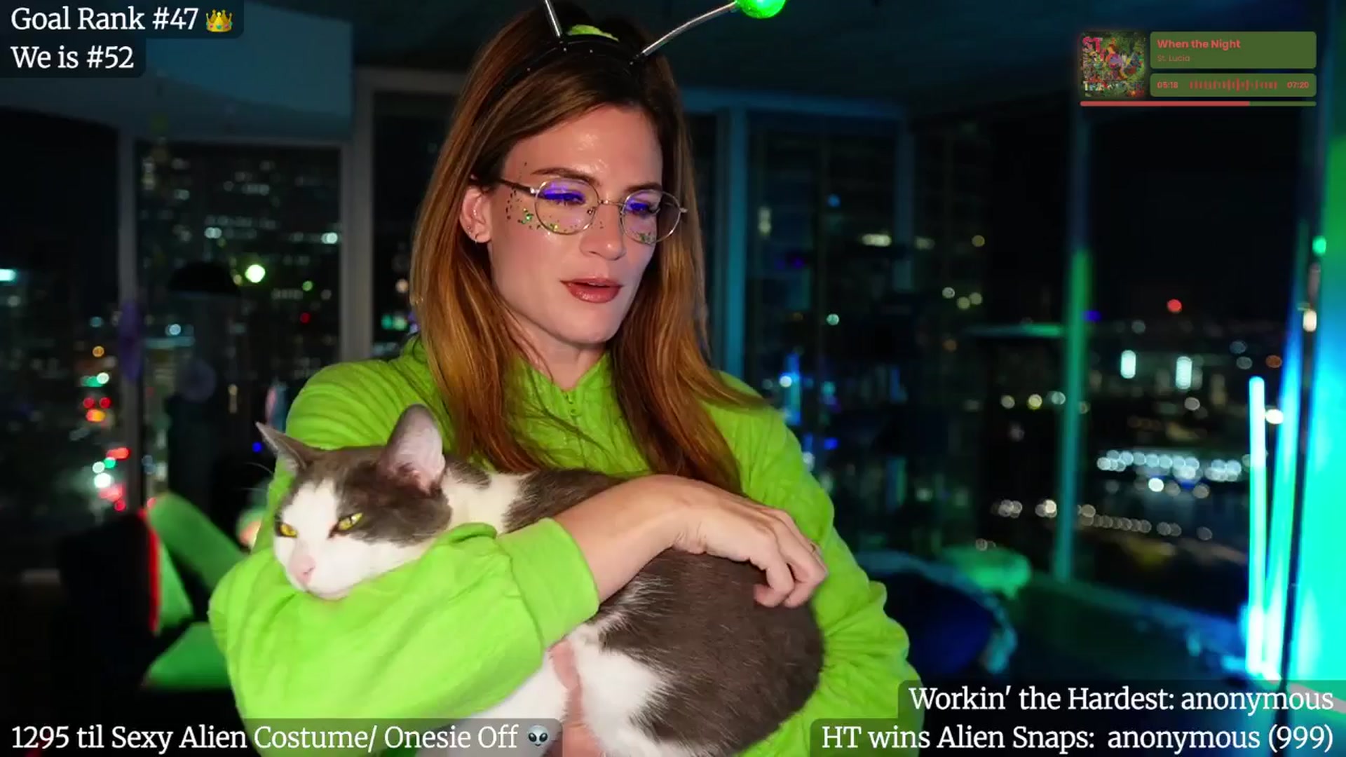 Gallery image thumbnail from Giaversary's myfreecams stream on, 10/28/2025, 01:48 image 18 of 20