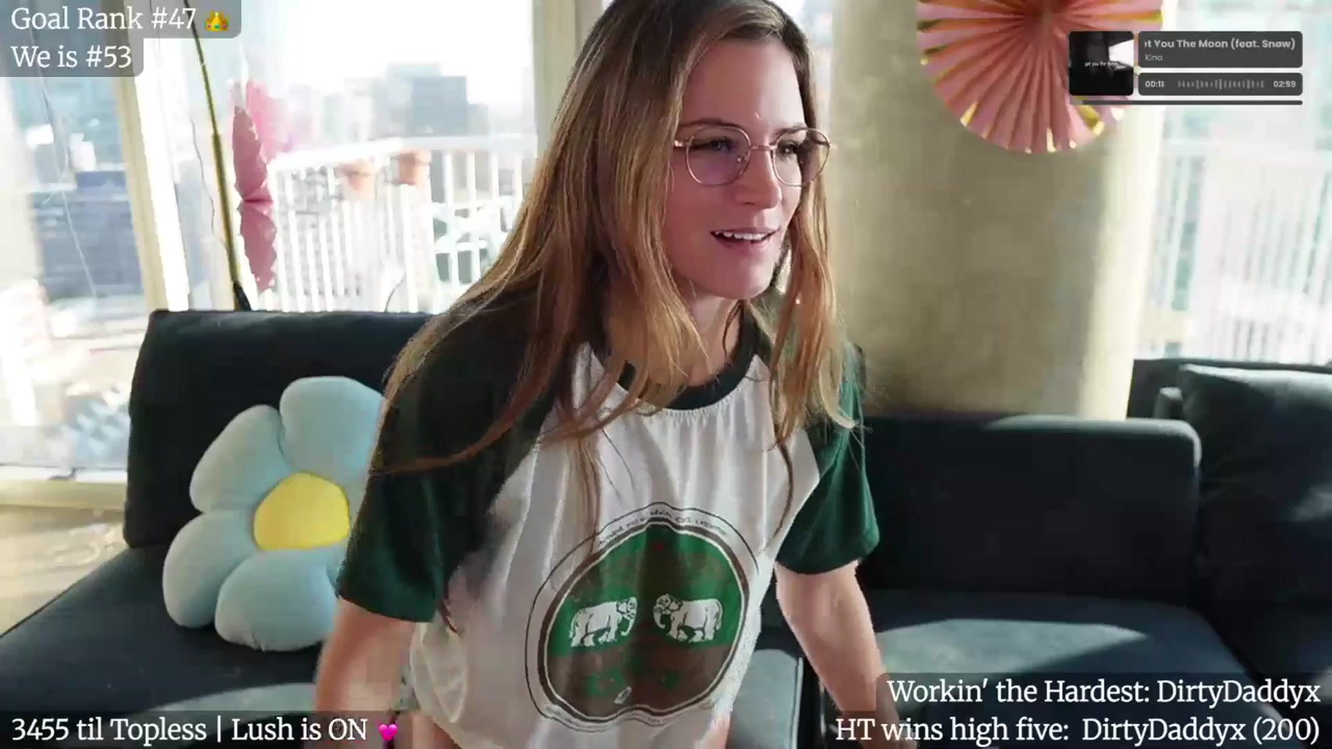Gallery image thumbnail from Giaversary's myfreecams stream on, 10/29/2025, 21:18 image 12 of 20