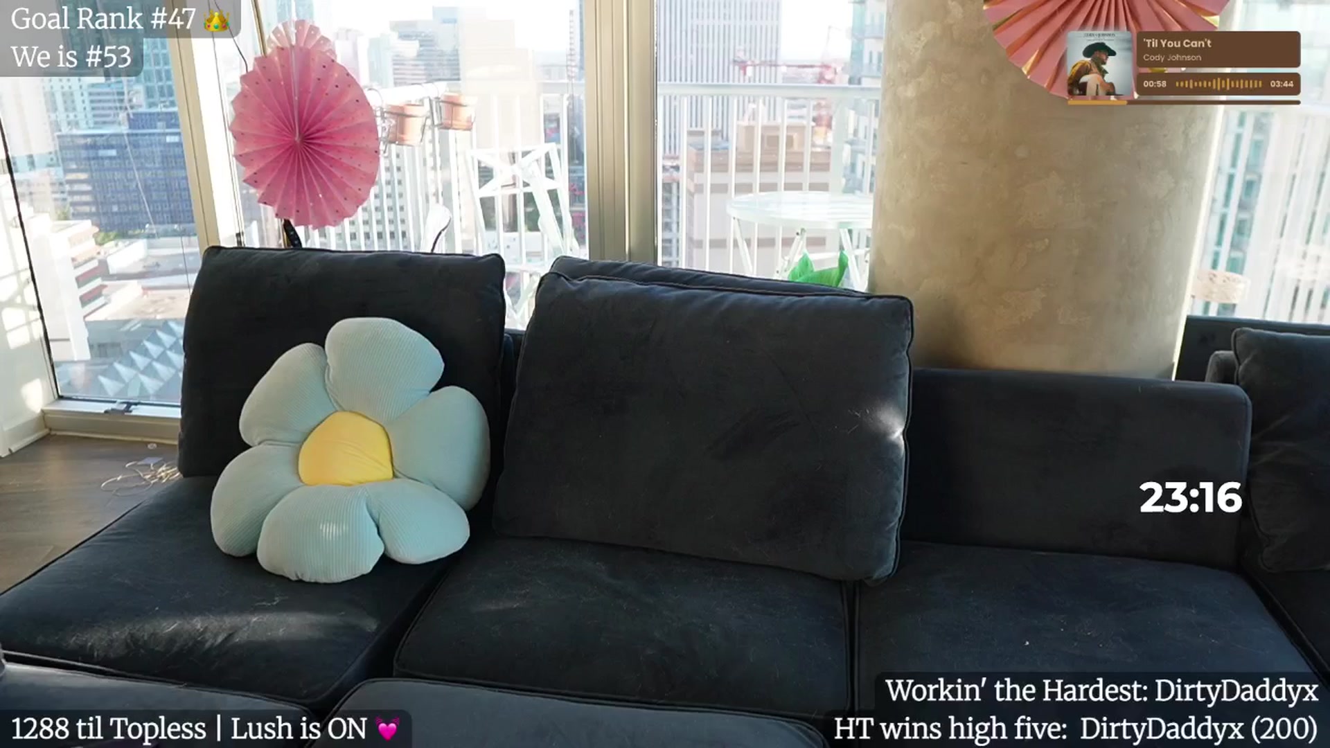 Gallery image thumbnail from Giaversary's myfreecams stream on, 10/29/2025, 23:14 image 7 of 20
