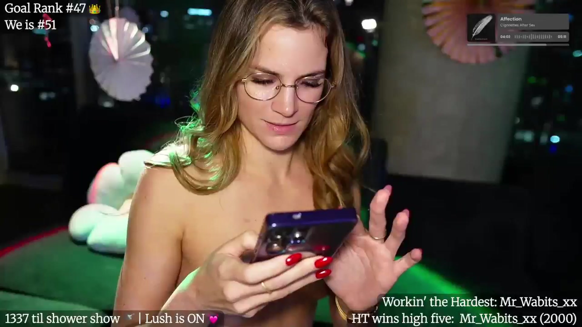 Gallery image thumbnail from Giaversary's myfreecams stream on, 10/30/2025, 01:48 image 15 of 20