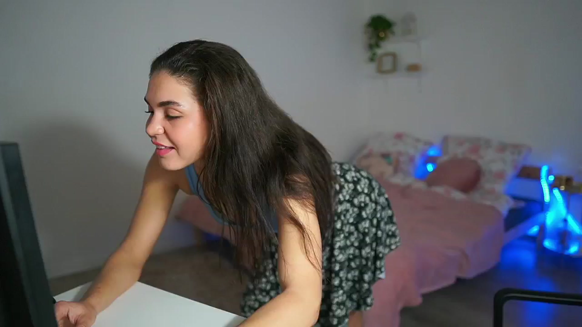 Gallery image thumbnail from Giggly_gianni's myfreecams stream on, 10/30/2024, 12:13 image 4 of 20