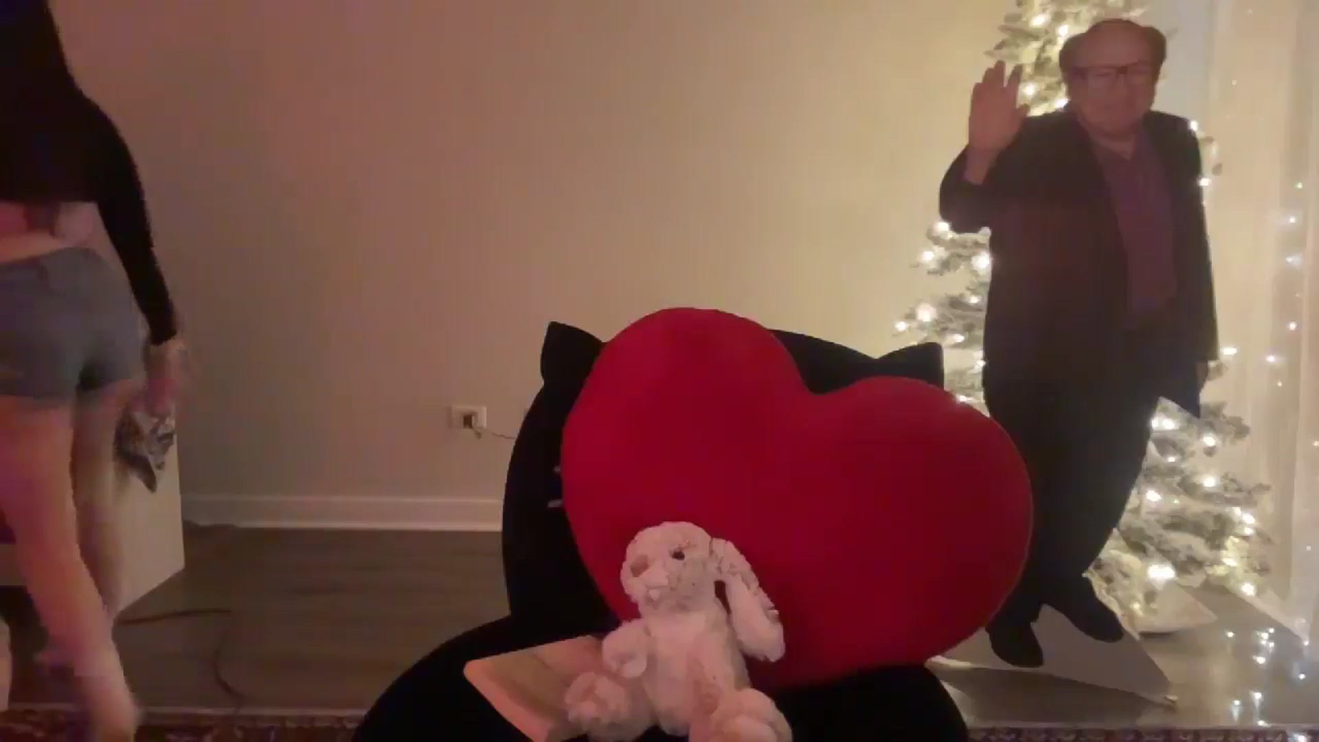 Gallery image thumbnail from Gigglygirly's myfreecams stream on, 02/16/2025, 24:24 image 9 of 20