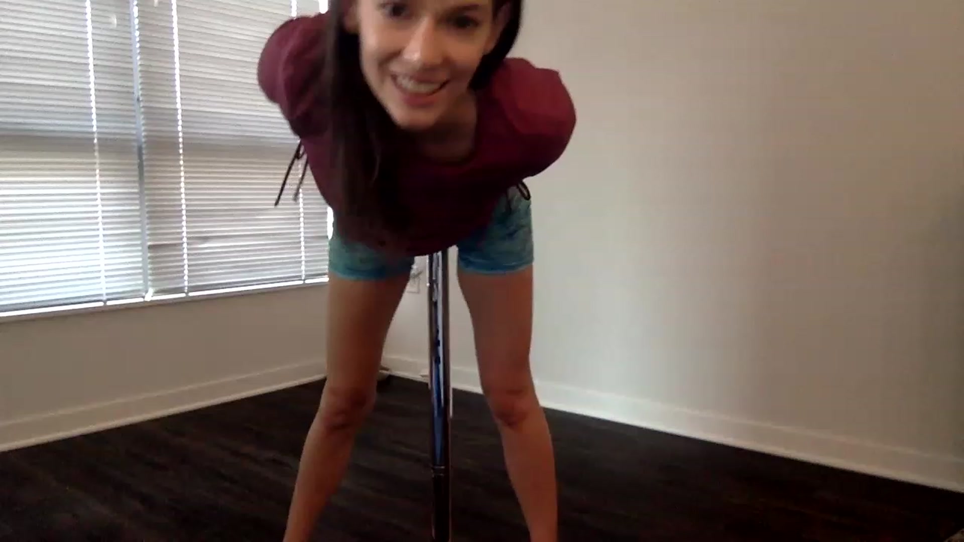Gallery image thumbnail from GigiRose98's myfreecams stream on, 06/22/2023, 22:42 image 16 of 20