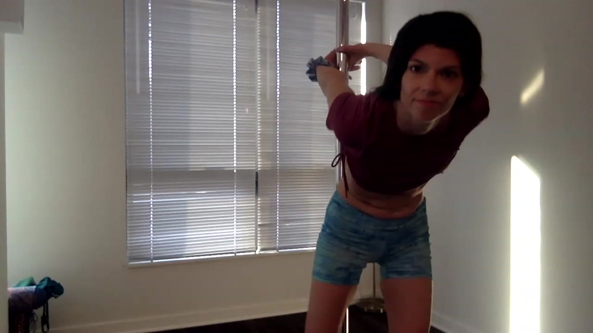Gallery image thumbnail from GigiRose98's myfreecams stream on, 06/23/2023, 24:01 image 14 of 20