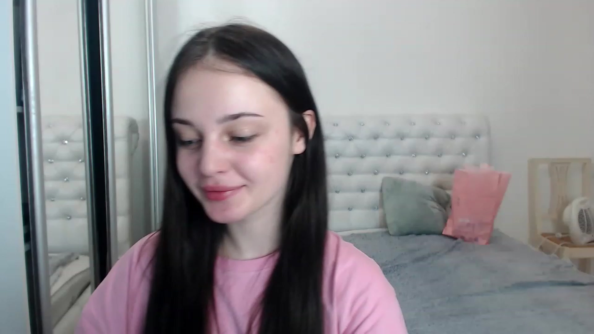 Gallery image thumbnail from Gigii_ulala_'s myfreecams stream on, 05/28/2023, 09:20 image 11 of 20