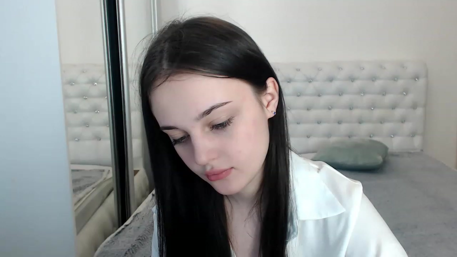 Gallery image thumbnail from Gigii_ulala_'s myfreecams stream on, 06/01/2023, 13:21 image 14 of 20