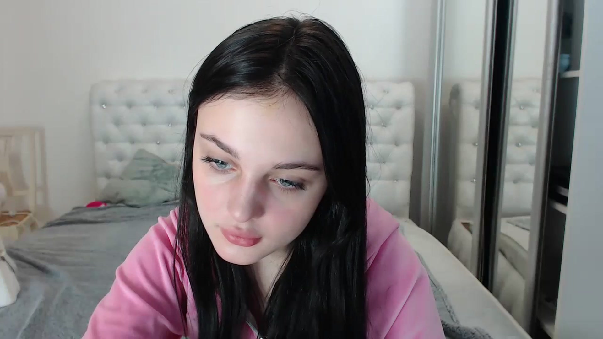 Gallery image thumbnail from Gigii_ulala_'s myfreecams stream on, 06/28/2023, 12:20 image 16 of 20