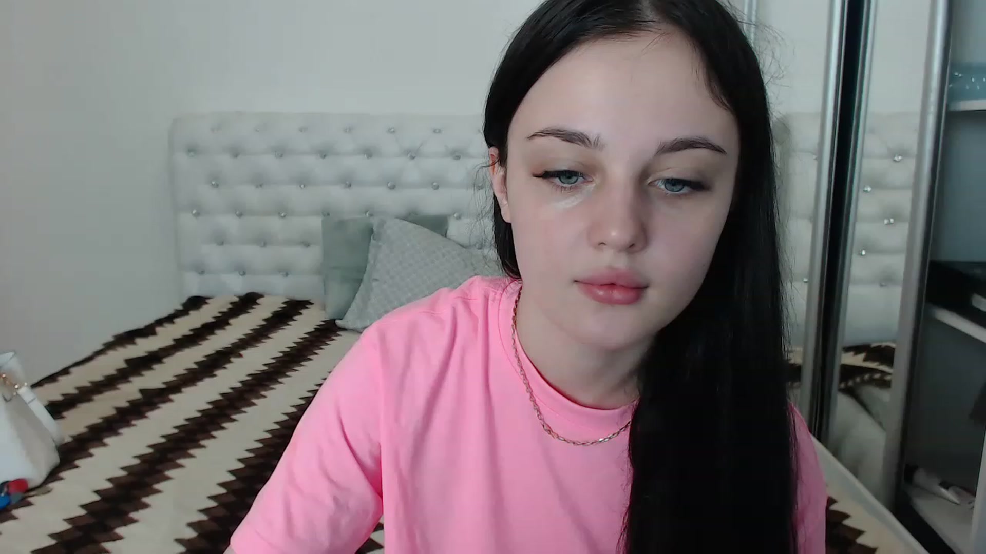 Gallery image thumbnail from Gigii_ulala_'s myfreecams stream on, 07/27/2023, 15:06 image 12 of 20