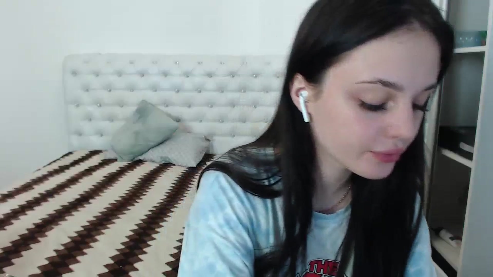 Gallery image thumbnail from Gigii_ulala_'s myfreecams stream on, 08/01/2023, 08:56 image 6 of 20