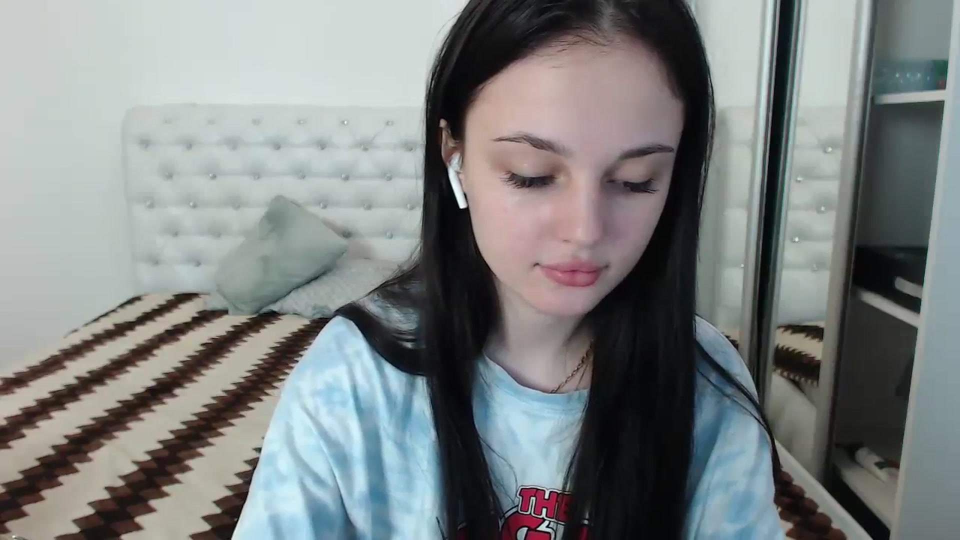 Gallery image thumbnail from Gigii_ulala_'s myfreecams stream on, 08/01/2023, 08:56 image 16 of 20