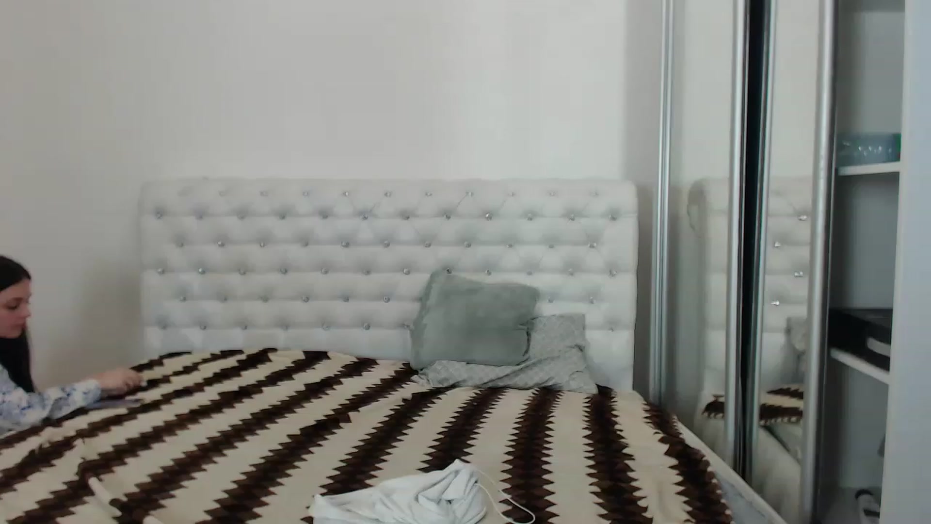 Gallery image thumbnail from Gigii_ulala_'s myfreecams stream on, 08/03/2023, 10:43 image 6 of 20