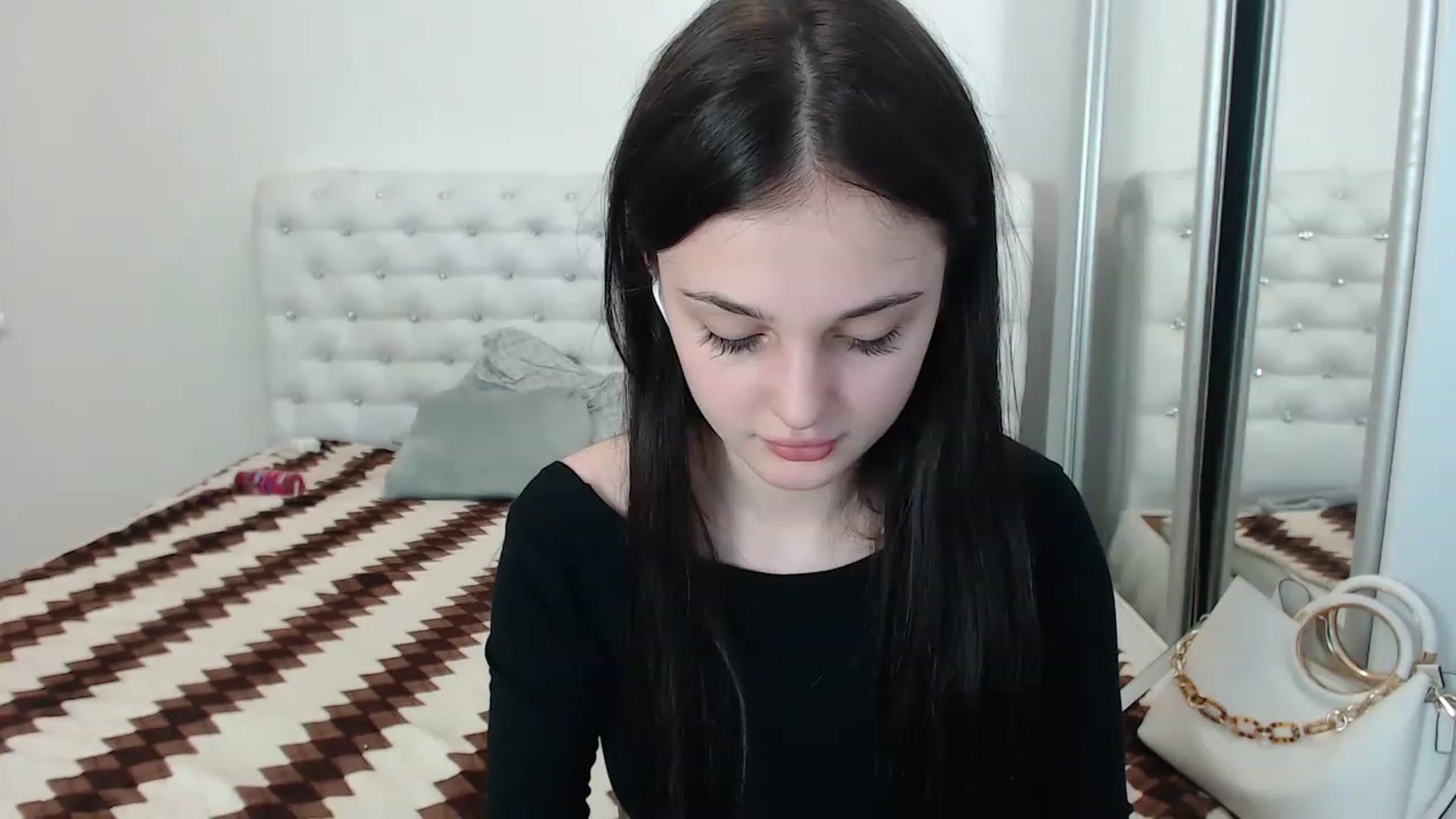 Gallery image thumbnail from Gigii_ulala_'s myfreecams stream on, 08/09/2023, 09:21 image 2 of 20