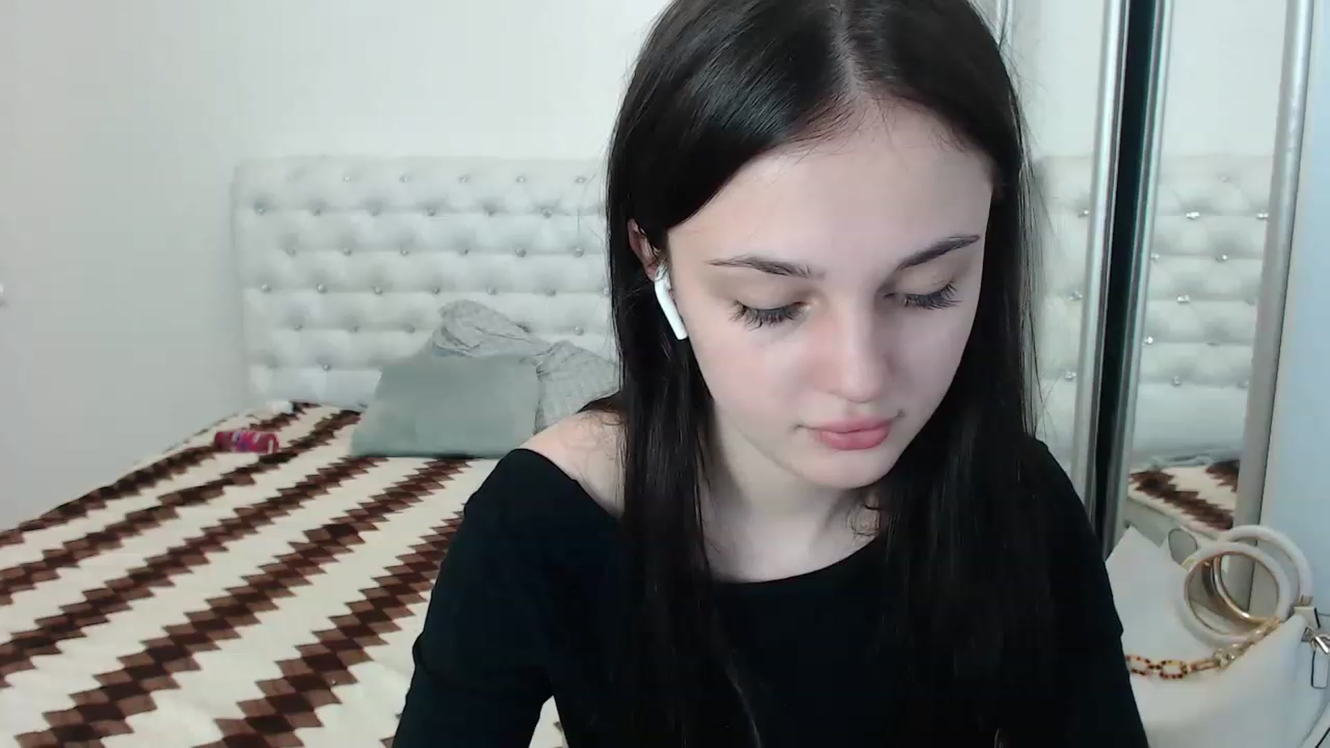 Gallery image thumbnail from Gigii_ulala_'s myfreecams stream on, 08/09/2023, 09:21 image 3 of 20