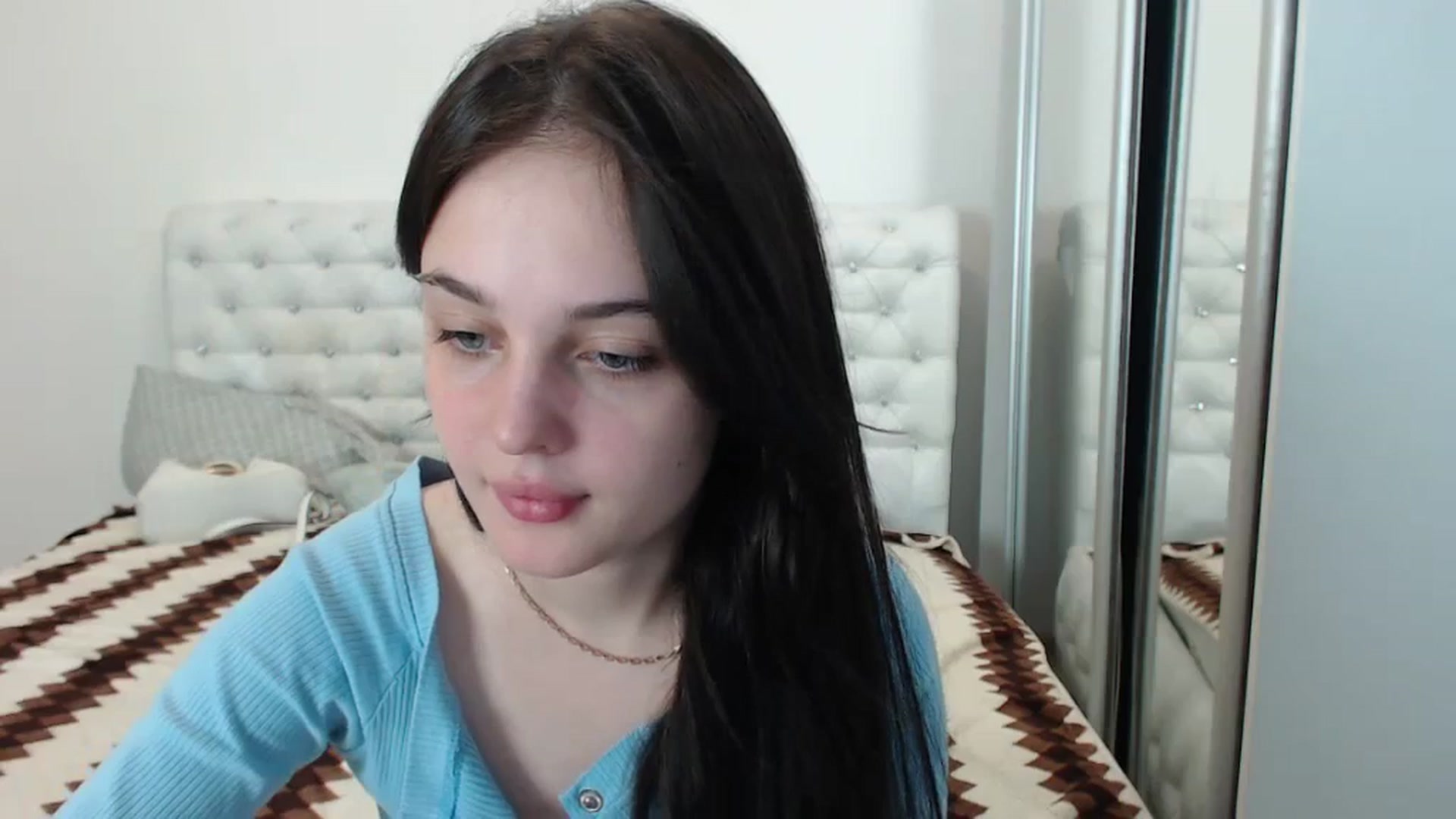 Gallery image thumbnail from Gigii_ulala_'s myfreecams stream on, 09/04/2023, 14:06 image 17 of 20