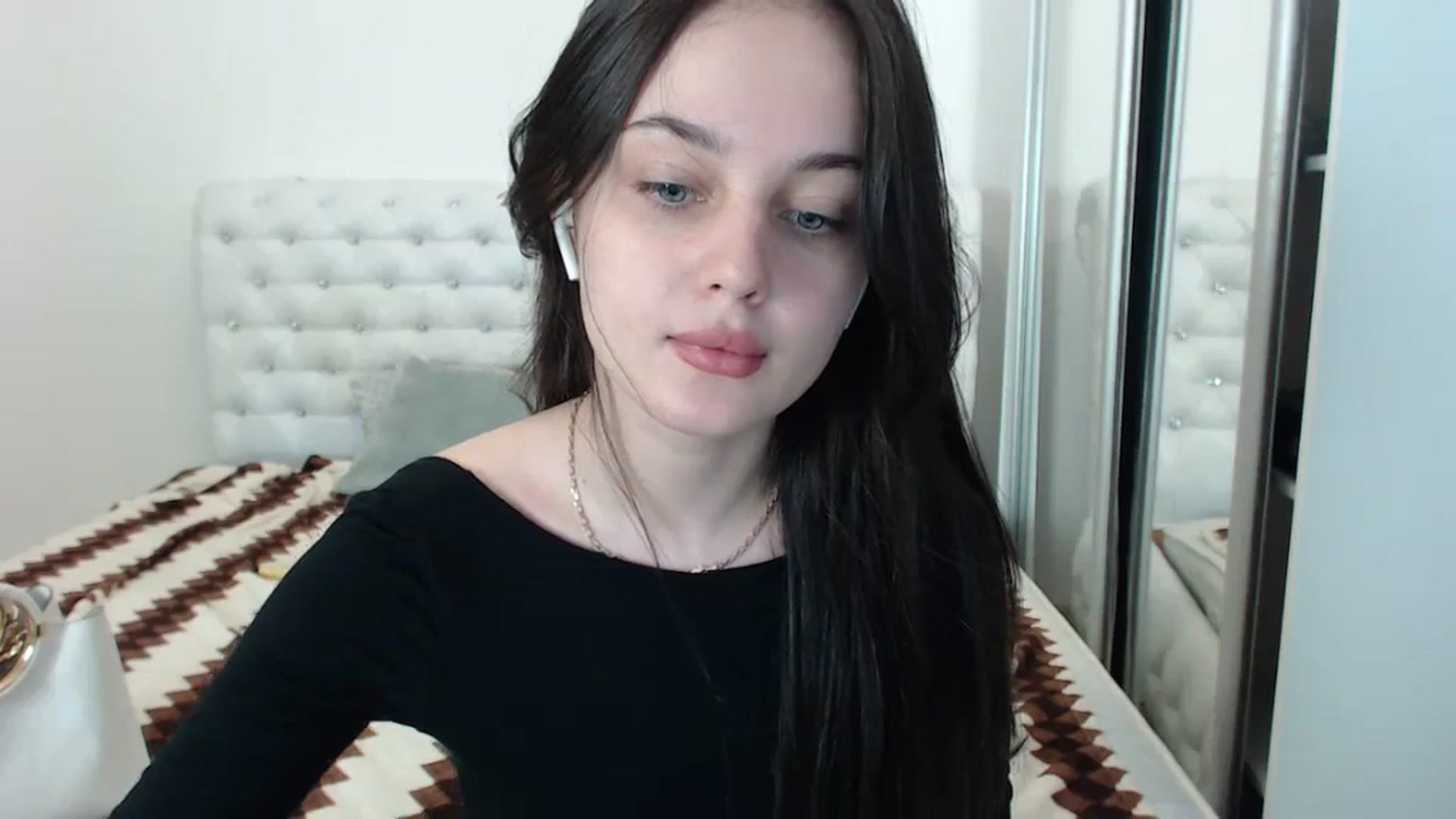 Gallery image thumbnail from Gigii_ulala_'s myfreecams stream on, 09/07/2023, 10:21 image 18 of 20