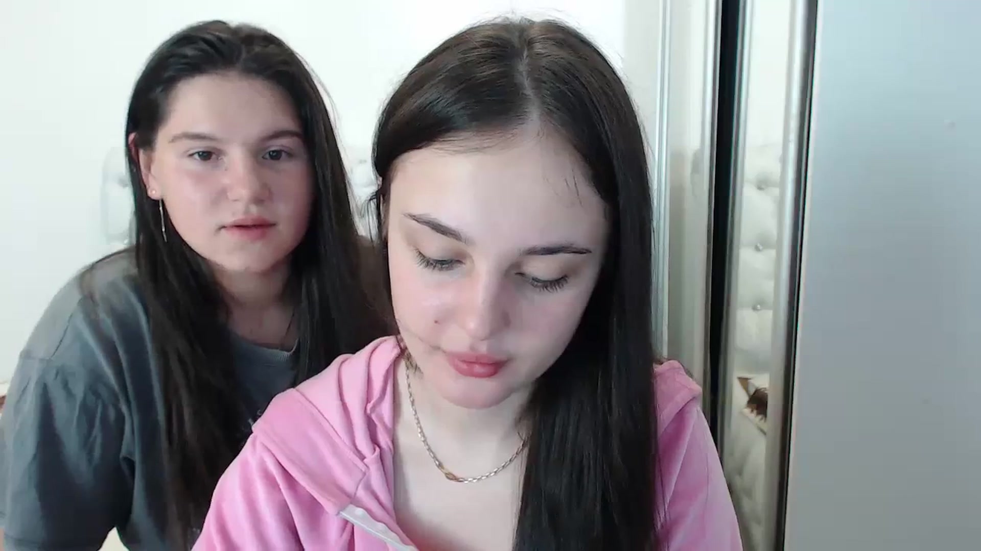 Gallery image thumbnail from Gigii_ulala_'s myfreecams stream on, 09/14/2023, 08:52 image 3 of 20