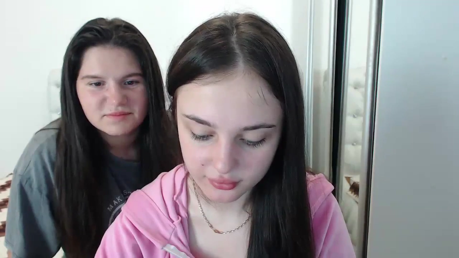 Gallery image thumbnail from Gigii_ulala_'s myfreecams stream on, 09/14/2023, 08:52 image 5 of 20