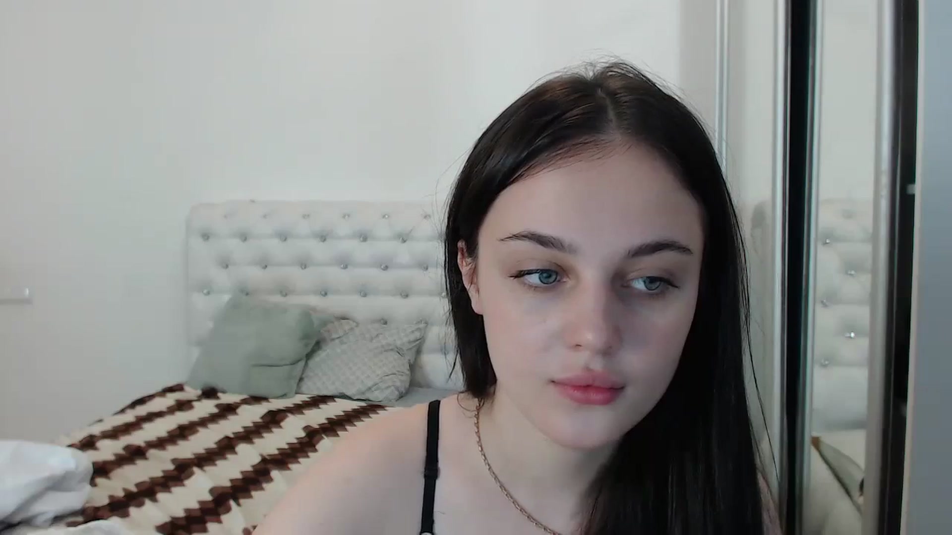 Gallery image thumbnail from Gigii_ulala_'s myfreecams stream on, 09/16/2023, 12:51 image 14 of 20