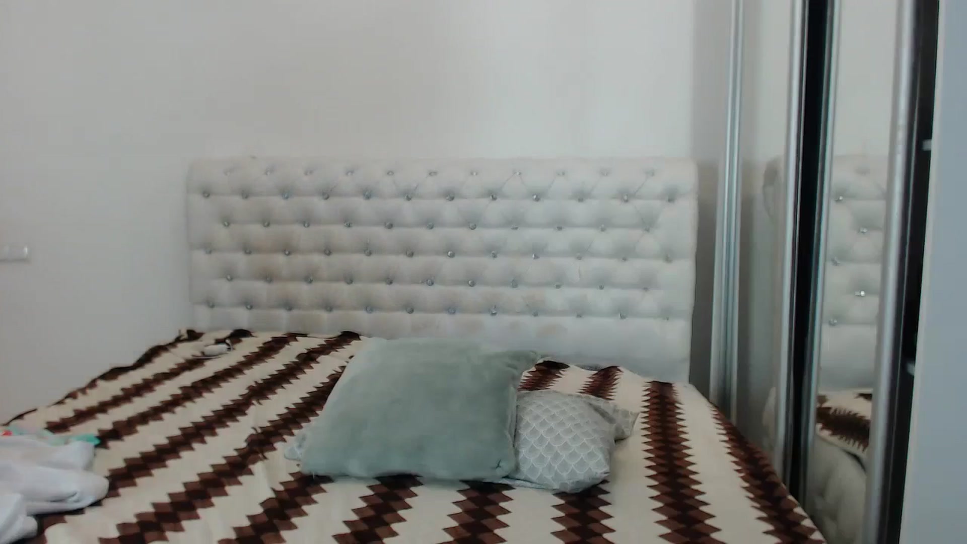 Gallery image thumbnail from Gigii_ulala_'s myfreecams stream on, 09/17/2023, 09:45 image 13 of 20
