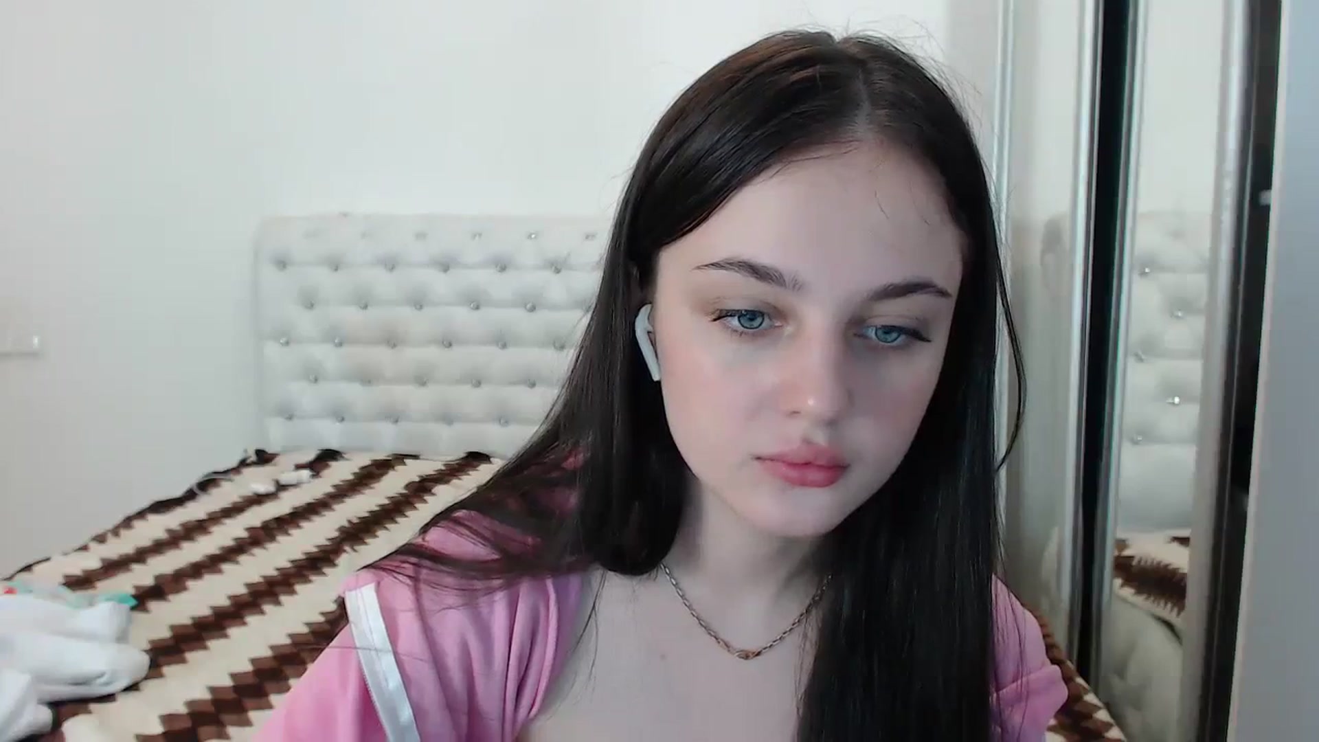 Gallery image thumbnail from Gigii_ulala_'s myfreecams stream on, 09/17/2023, 09:45 image 20 of 20