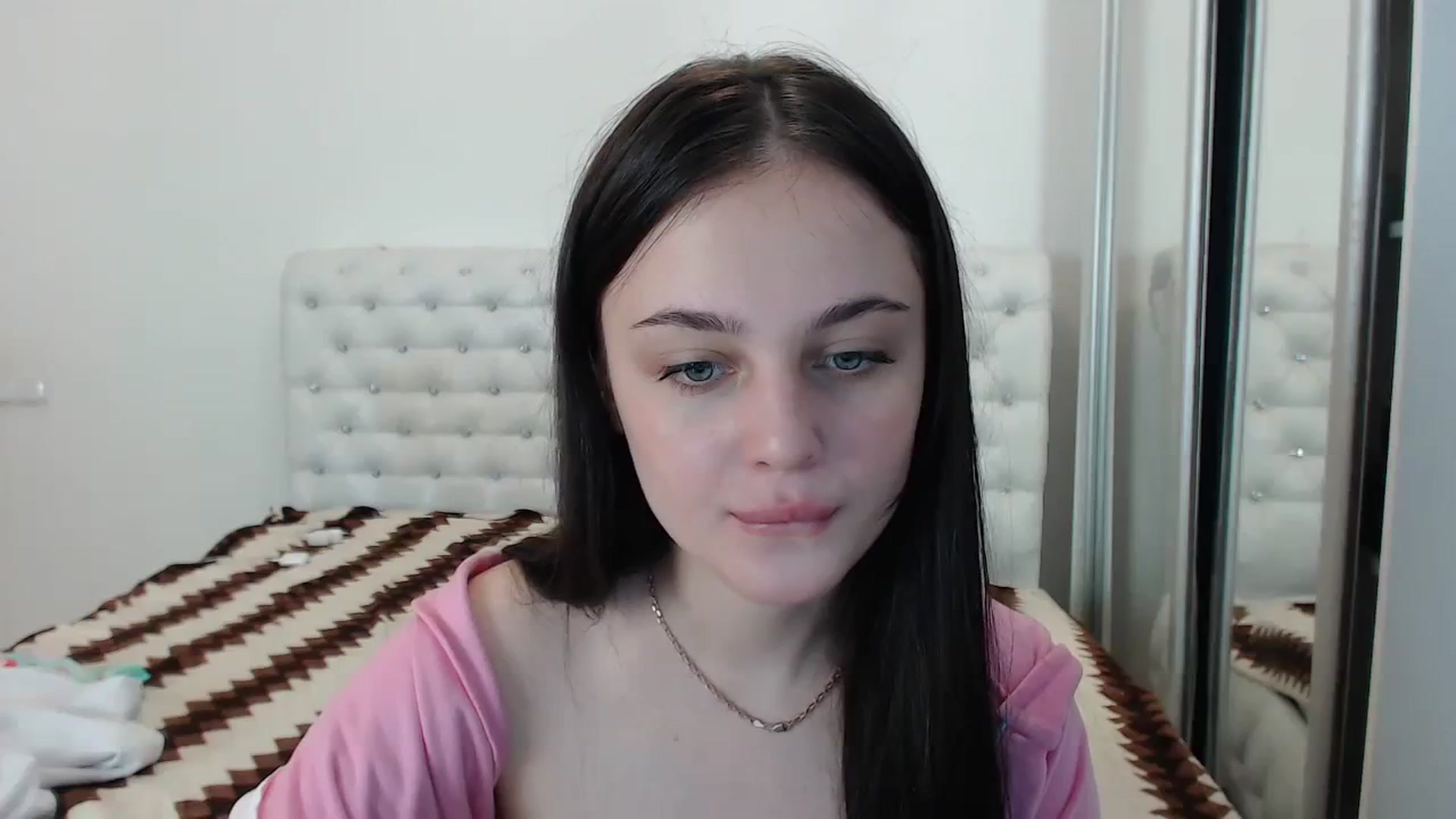 Gallery image thumbnail from Gigii_ulala_'s myfreecams stream on, 09/17/2023, 09:45 image 7 of 20