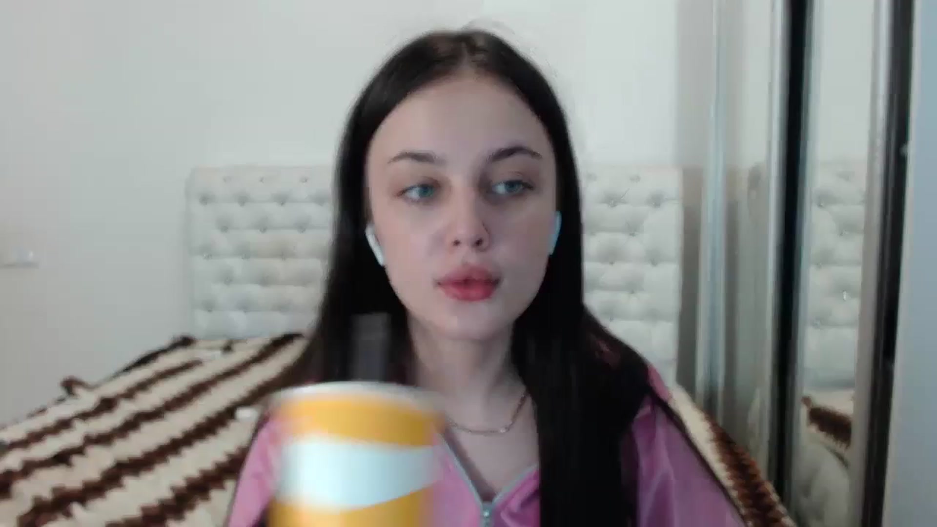 Gallery image thumbnail from Gigii_ulala_'s myfreecams stream on, 09/17/2023, 13:06 image 1 of 20