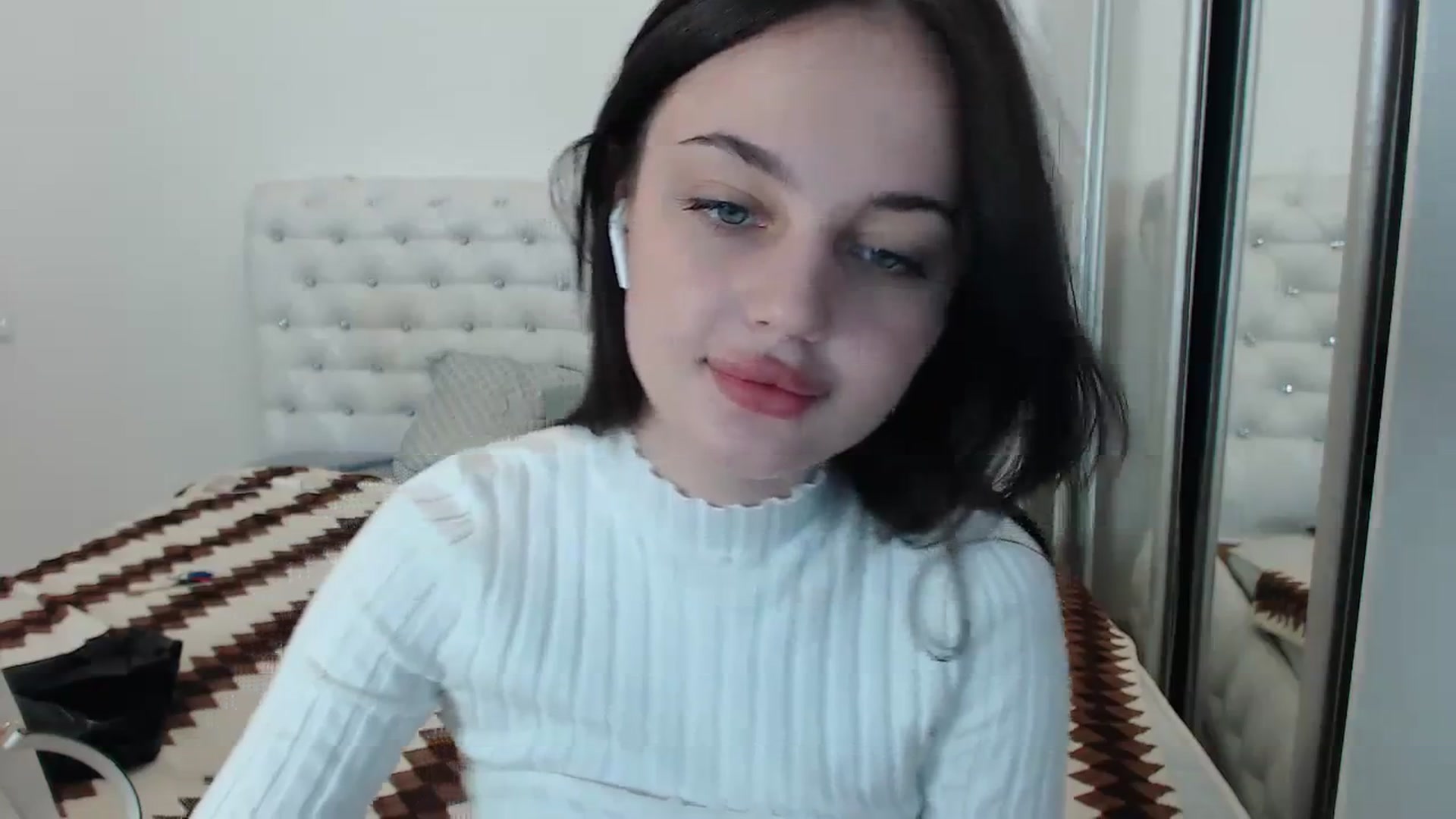 Gallery image thumbnail from Gigii_ulala_'s myfreecams stream on, 09/20/2023, 08:23 image 7 of 20