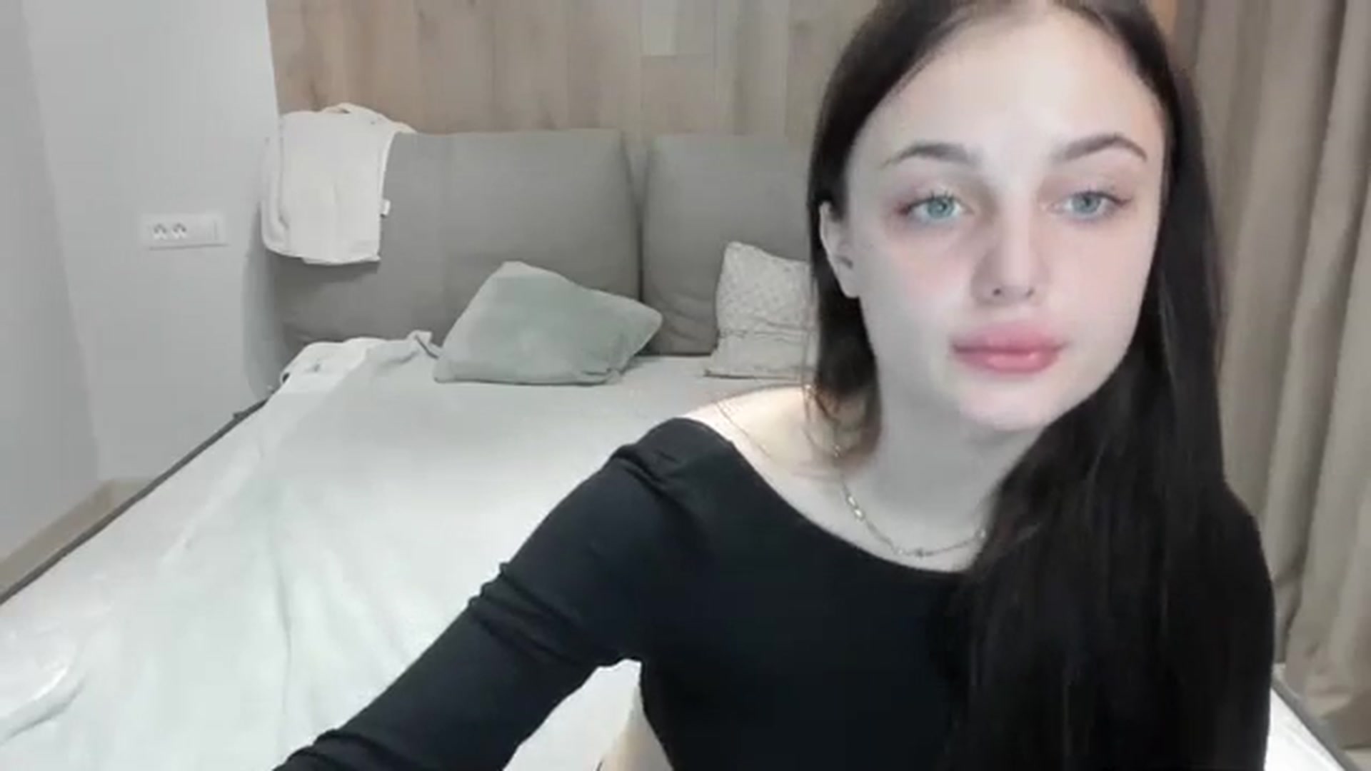 Gallery image thumbnail from Gigii_ulala_'s myfreecams stream on, 11/01/2023, 15:00 image 8 of 20
