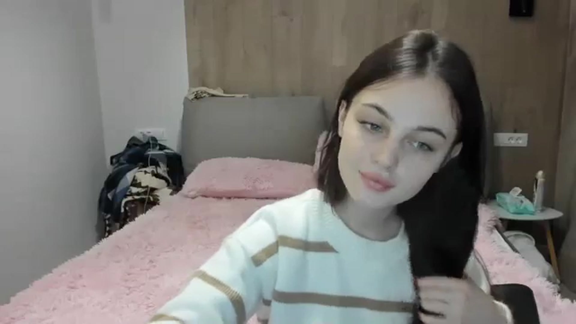 Gallery image thumbnail from Gigii_ulala_'s myfreecams stream on, 11/28/2023, 17:36 image 4 of 20