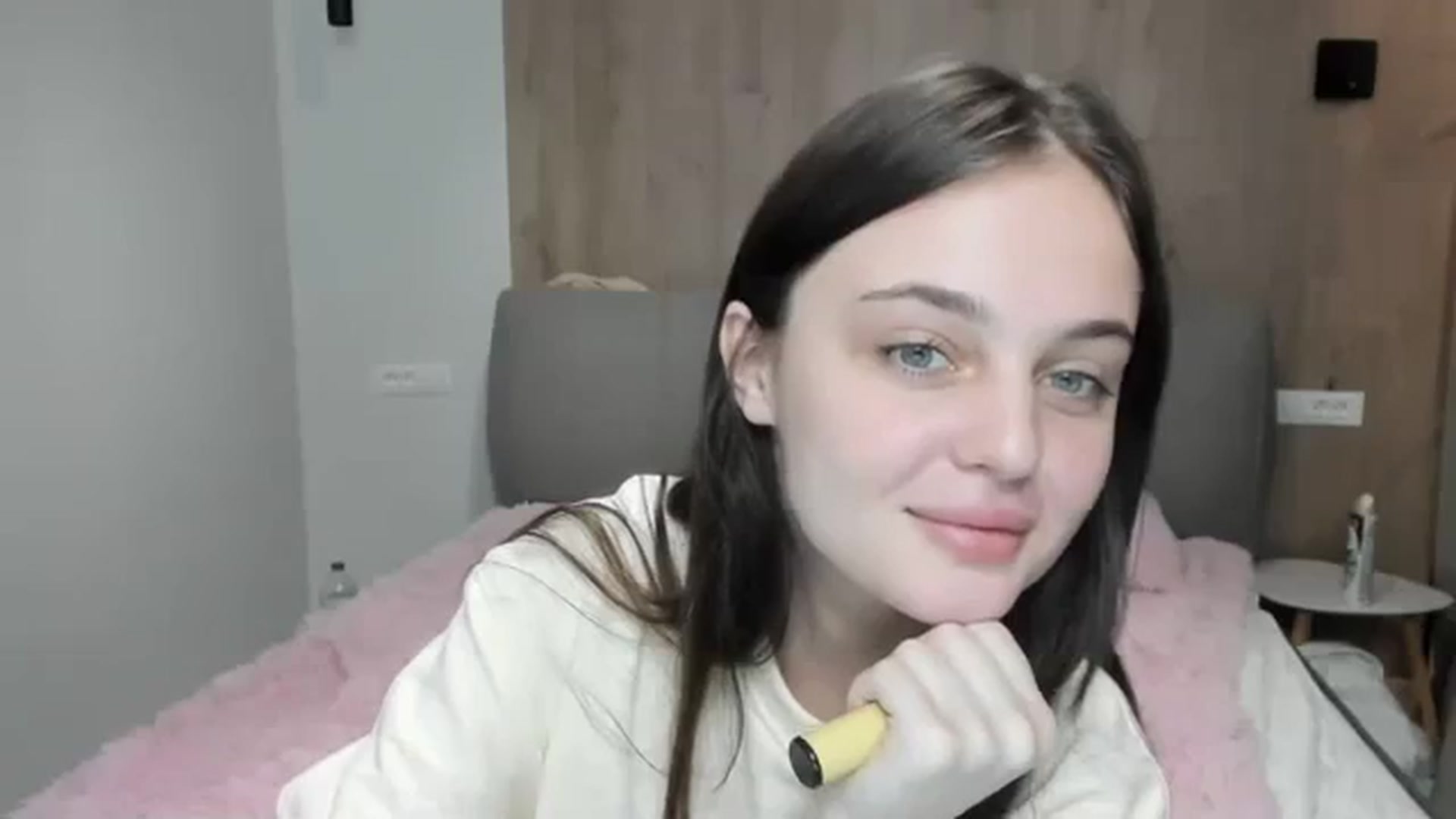 Gallery image thumbnail from Gigii_ulala_'s myfreecams stream on, 12/02/2023, 11:35 image 8 of 20